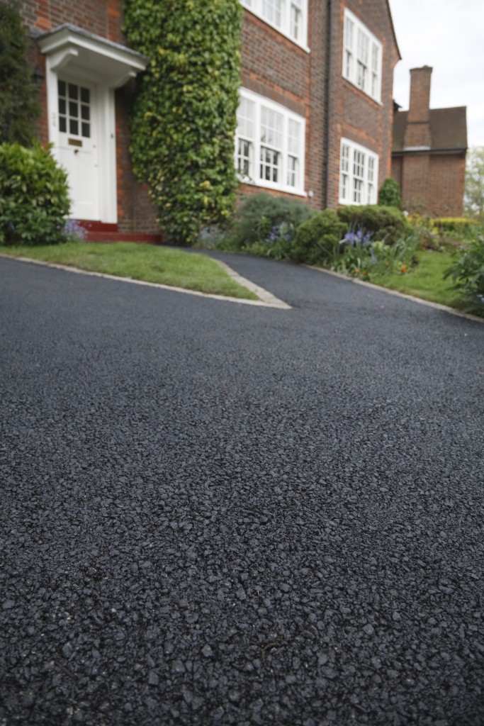 What Makes A Great Asphalt Driveway?